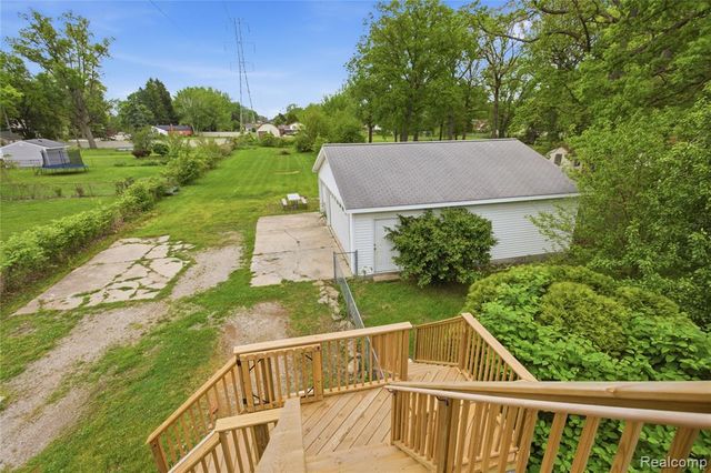 23060 Bernard Street Upper Unit, Taylor, MI 48180
