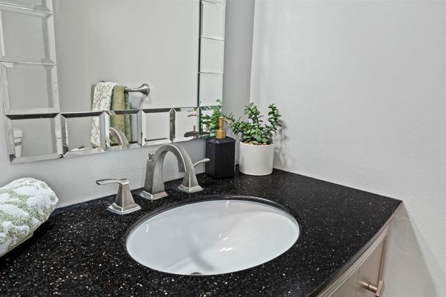 4265 Mitchell Creek Drive 27 BLDG 3, Traverse City, MI 49686