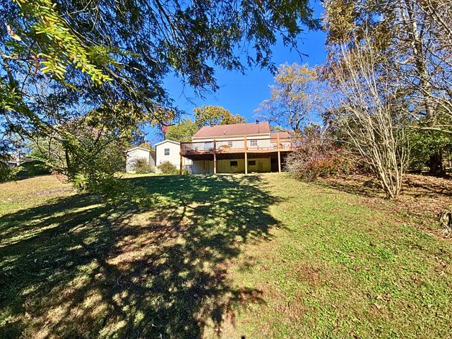 709 Southern Parkway, Athens, TN 37303