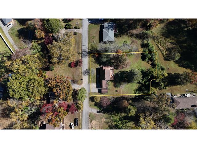 709 Southern Parkway, Athens, TN 37303