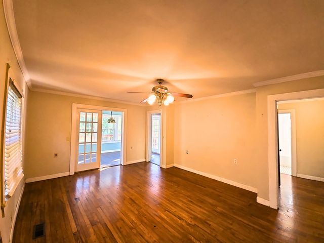 709 Southern Parkway, Athens, TN 37303