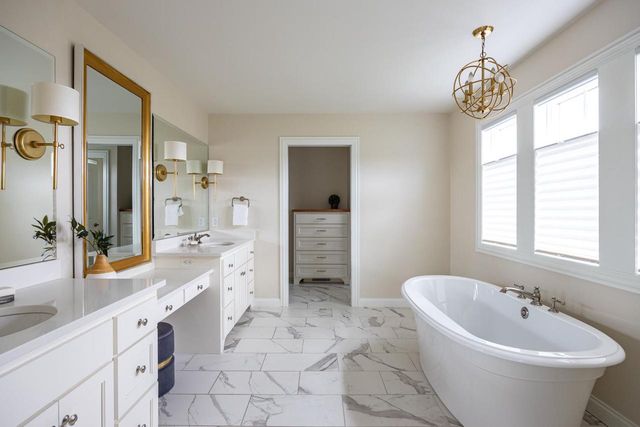 W3678 EQUESTRIAN TRAIL, Appleton, WI 54913