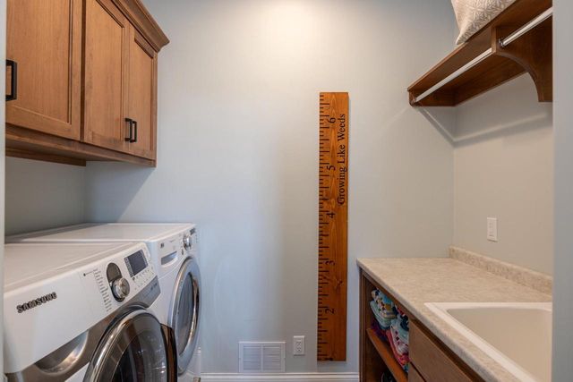 W3678 EQUESTRIAN TRAIL, Appleton, WI 54913