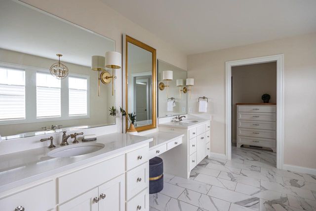W3678 EQUESTRIAN TRAIL, Appleton, WI 54913