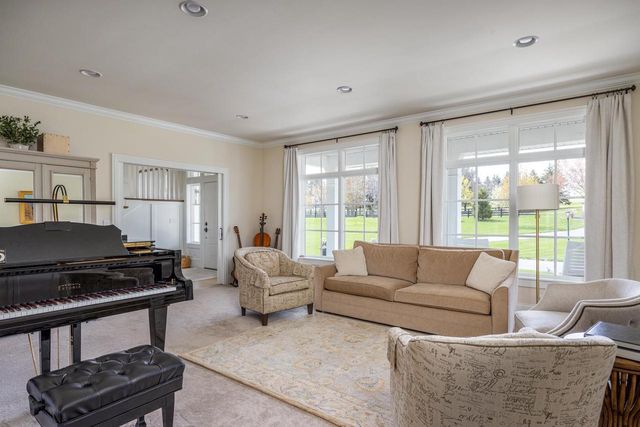 W3678 EQUESTRIAN TRAIL, Appleton, WI 54913