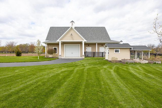 W3678 EQUESTRIAN TRAIL, Appleton, WI 54913
