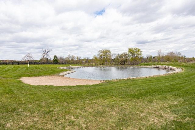 W3678 EQUESTRIAN TRAIL, Appleton, WI 54913