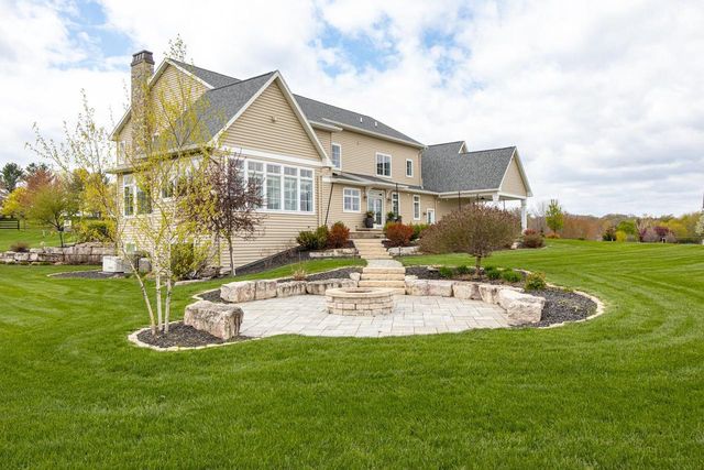 W3678 EQUESTRIAN TRAIL, Appleton, WI 54913