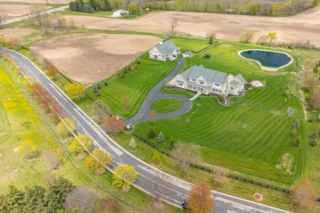 W3678 EQUESTRIAN TRAIL, Appleton, WI 54913