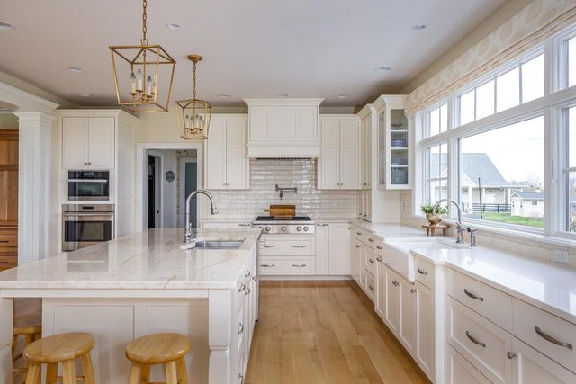 W3678 EQUESTRIAN TRAIL, Appleton, WI 54913