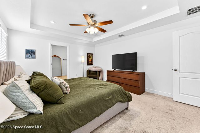 2530 Roygaris Street NW, Palm Bay, FL 32907