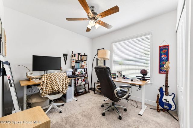 2530 Roygaris Street NW, Palm Bay, FL 32907