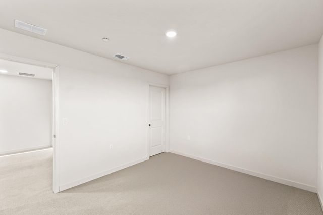 942 Maricopa Street, Tulare, CA 93274