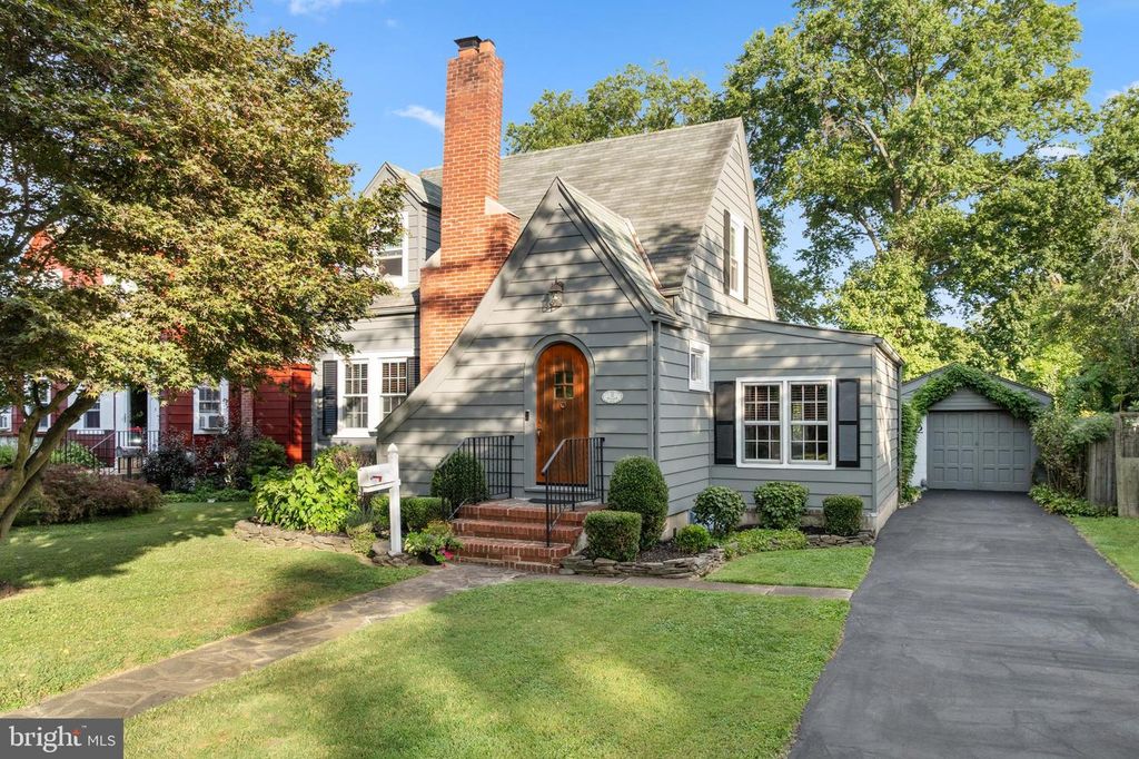 12 RUTLEDGE AVE, Trenton, NJ 08618