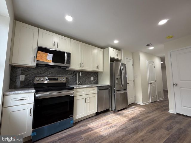 217 KRAMS AVE, Philadelphia, PA 19127