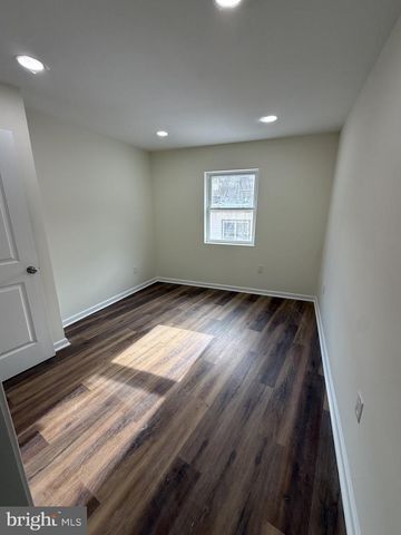 217 KRAMS AVE, Philadelphia, PA 19127