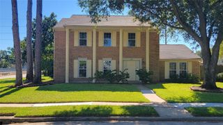 16003 Pinyon Creek Drive, Houston, TX 77095