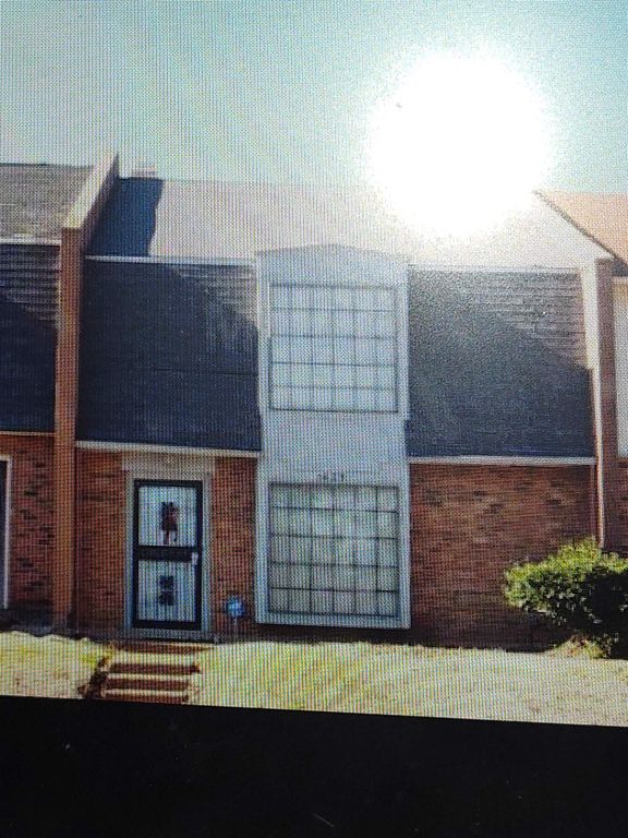 3629 CHESTERWOOD DR # 77, Memphis, TN 38118