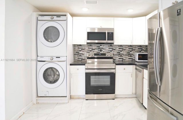 2845 SW 67th Ave, Miami, FL 33155