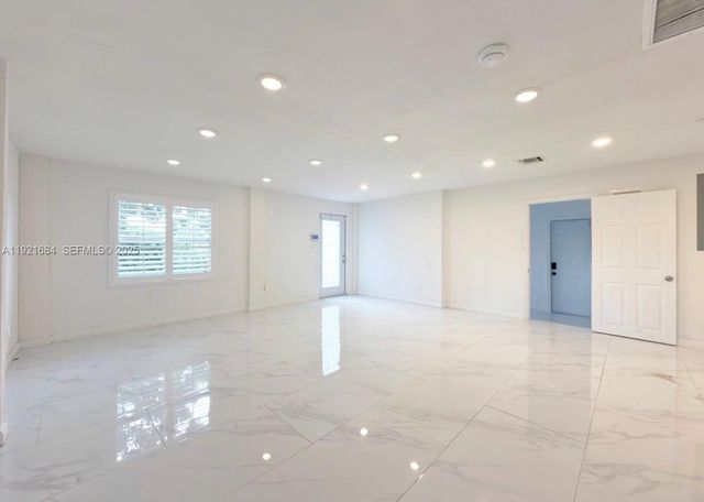 2845 SW 67th Ave, Miami, FL 33155