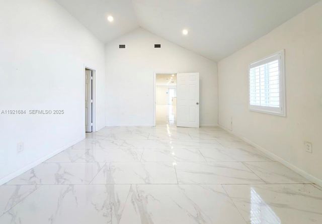 2845 SW 67th Ave, Miami, FL 33155