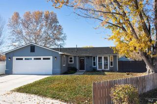 2375 N Galway Dr, Meridian, ID 83646