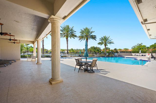 1661 Balfour Point Drive B, West Palm Beach, FL 33411