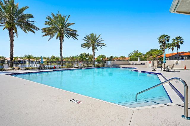 1661 Balfour Point Drive B, West Palm Beach, FL 33411