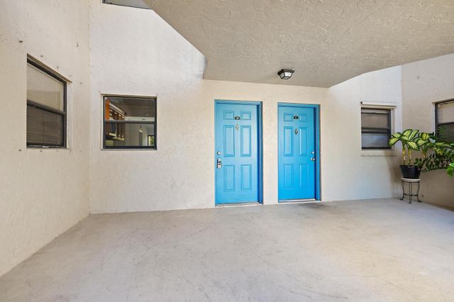 1661 Balfour Point Drive B, West Palm Beach, FL 33411