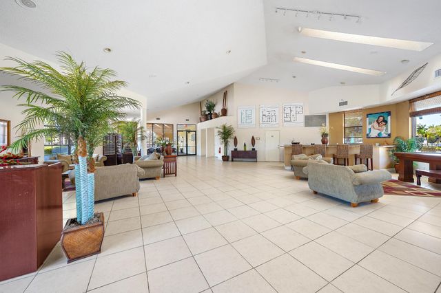 1661 Balfour Point Drive B, West Palm Beach, FL 33411