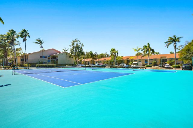 1661 Balfour Point Drive B, West Palm Beach, FL 33411