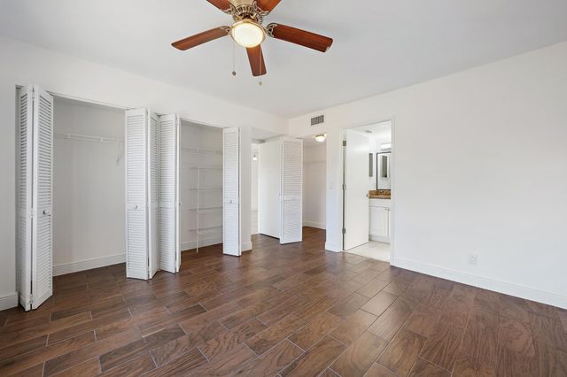 1661 Balfour Point Drive B, West Palm Beach, FL 33411