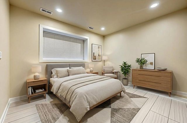 1716 S Clinton Street, Chicago, IL 60616