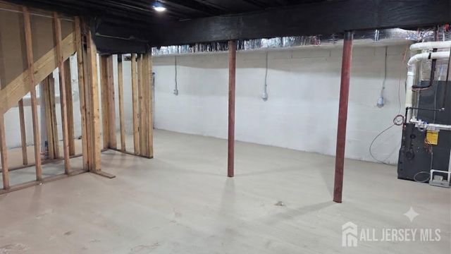 10 Poe Avenue, Franklin Twsp, NJ 08873