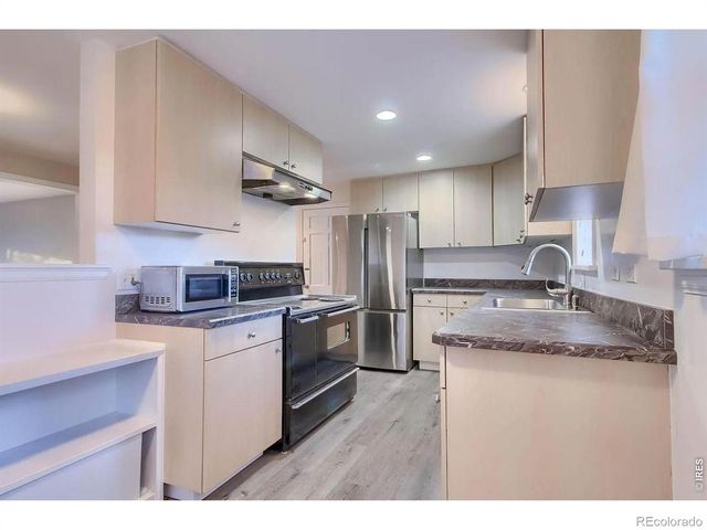 928 S Harrison Street, Denver, CO 80209
