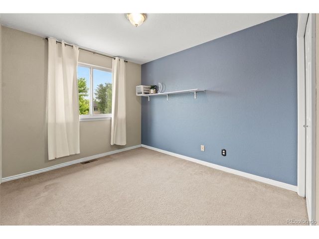 121 8th St, Frederick, CO 80530