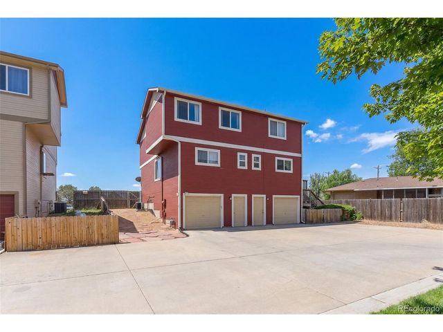 121 8th St, Frederick, CO 80530