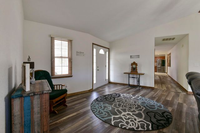 368 Whitfield Lane, Hollister, MO 65672