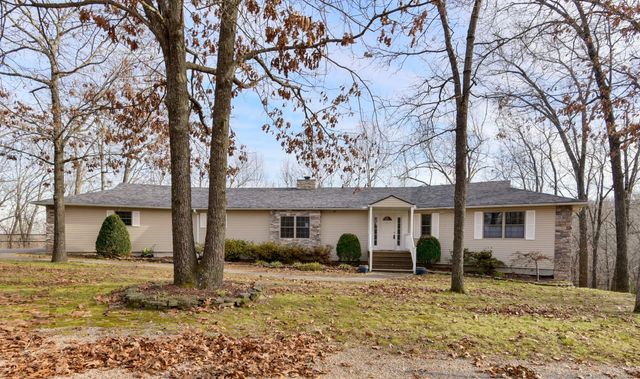 368 Whitfield Lane, Hollister, MO 65672
