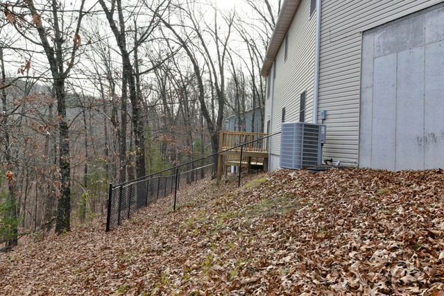 368 Whitfield Lane, Hollister, MO 65672