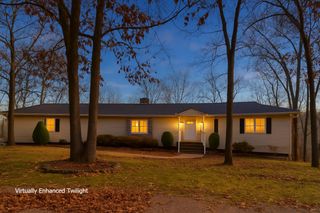 368 Whitfield Lane, Hollister, MO 65672