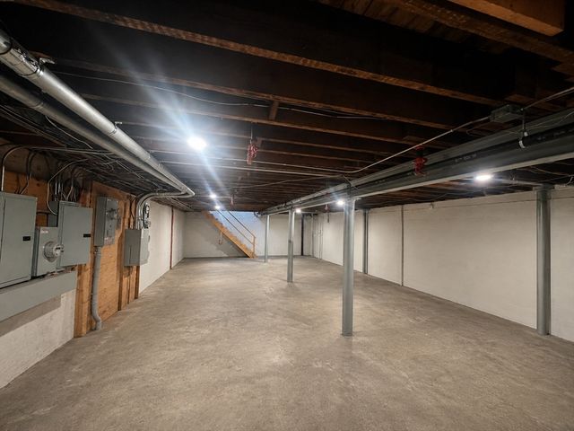 655 Saratoga C, Boston, MA 02128