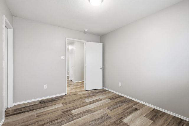 2112 Valley Forge Trail, Fort Worth, TX 76177