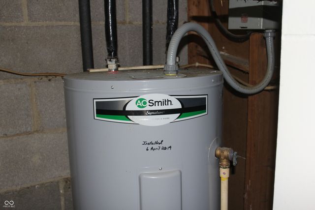 4823 State Road 45, Nashville, IN 47448