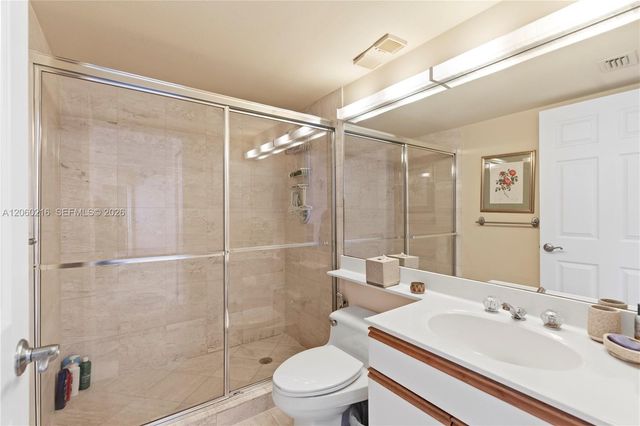 3600 Mystic Pointe Dr 1111, Aventura, FL 33180