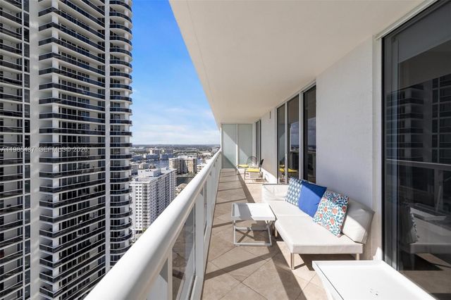 1830 S Ocean Dr 2703, Hallandale Beach, FL 33009