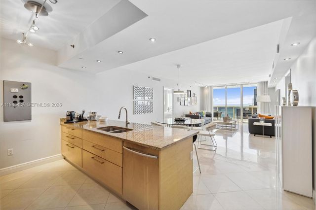 1830 S Ocean Dr 2703, Hallandale Beach, FL 33009