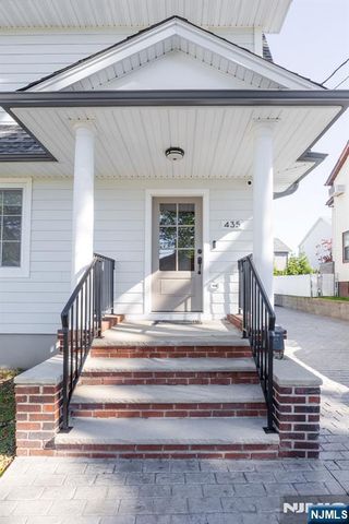 435 Jauncey Avenue, Lyndhurst, NJ 07071