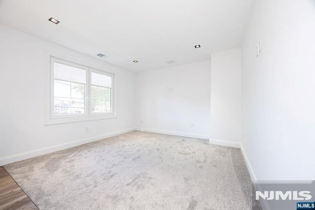 435 Jauncey Avenue, Lyndhurst, NJ 07071