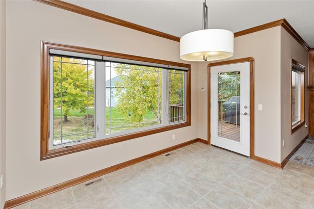 916 NW 20th Lane, Ankeny, IA 50023